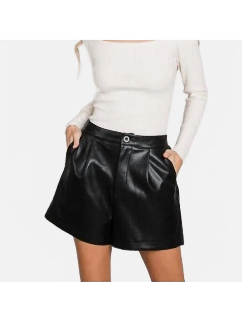 ALLIE ROSE Lisbon Faux Leather High Waist Shorts Black Pockets Size Large EC